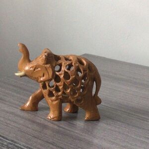 Hand-Carved Wooden mama Elephant and baby figurine